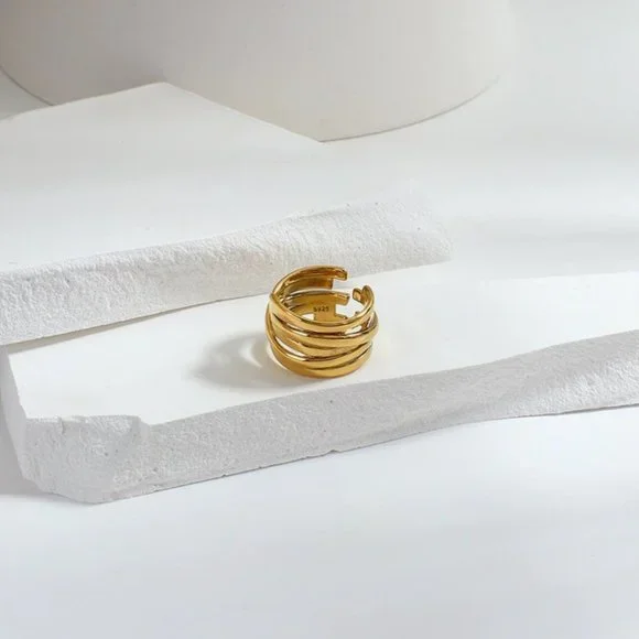 Adjustable Gold Ring - Picture 1 of 1